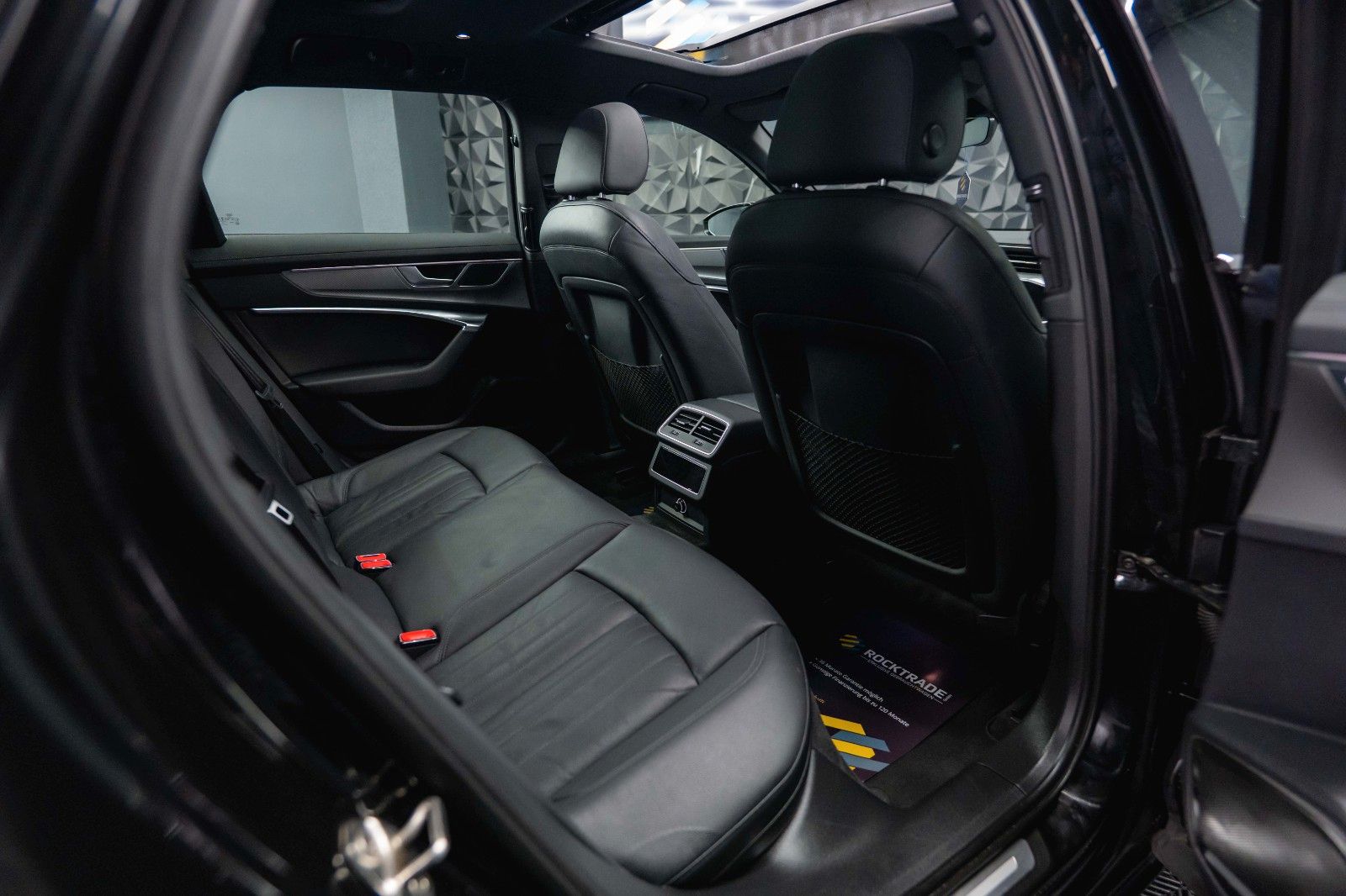 Fahrzeugabbildung Audi A6 Avant 45 TDI quattro Sport design *Pano*ACC*