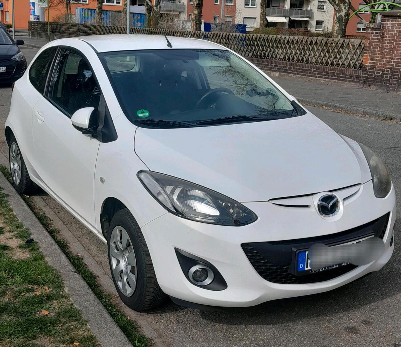 Mazda 2
