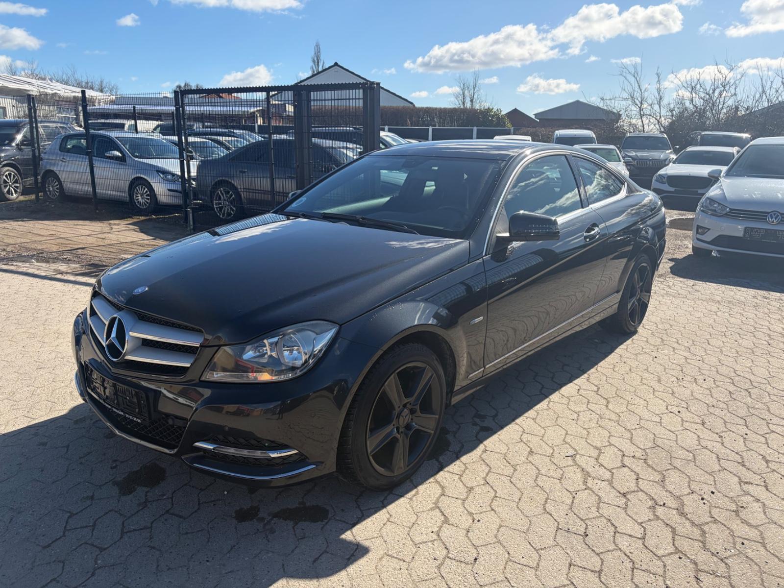 Mercedes-Benz C 180 BlueEFFICIENCY Coupé Coc Klima Led