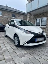 Toyota Aygo zu verkaufen  Privatverkauf - : Privatverkauf