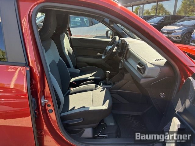 Fahrzeugabbildung Dacia Duster Extreme TCe 130 4x4 Mild-Hybrid City-P.