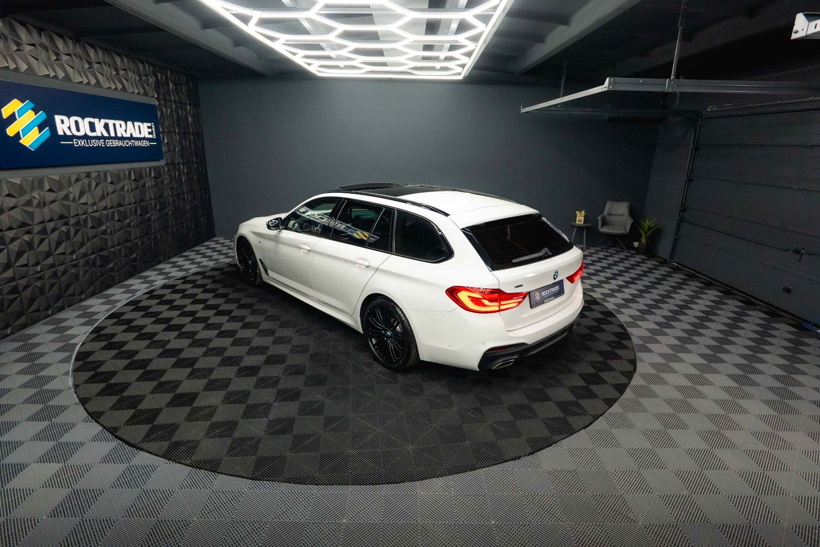 Fahrzeugabbildung BMW 540d xDrive M Sport Shadow | ACC | Pano | LED