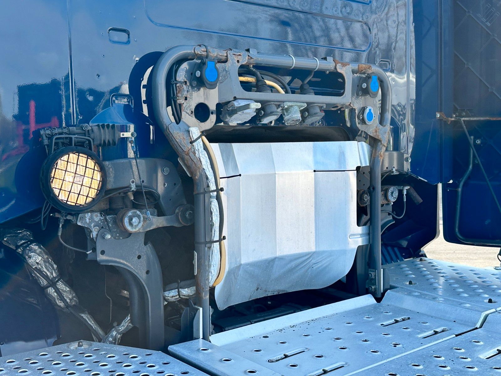 Fahrzeugabbildung Scania V8 R580 Topline 6X2, Retarder, Voll-Luft, Leder
