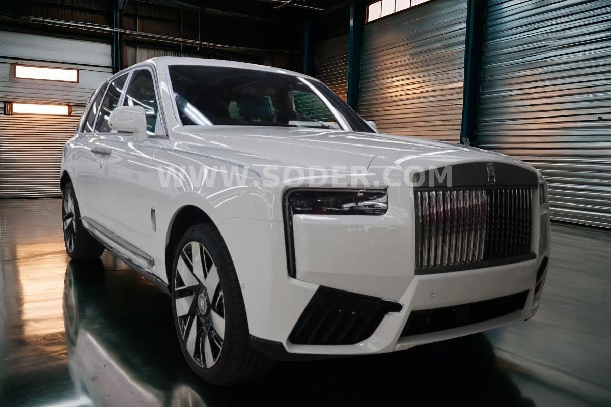 Rolls-Royce Cullinan - Silver Badge MY + Prod. 2026