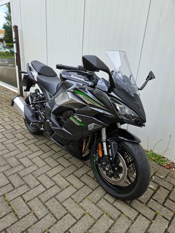 Kawasaki Ninja 1000SX Topzustand!