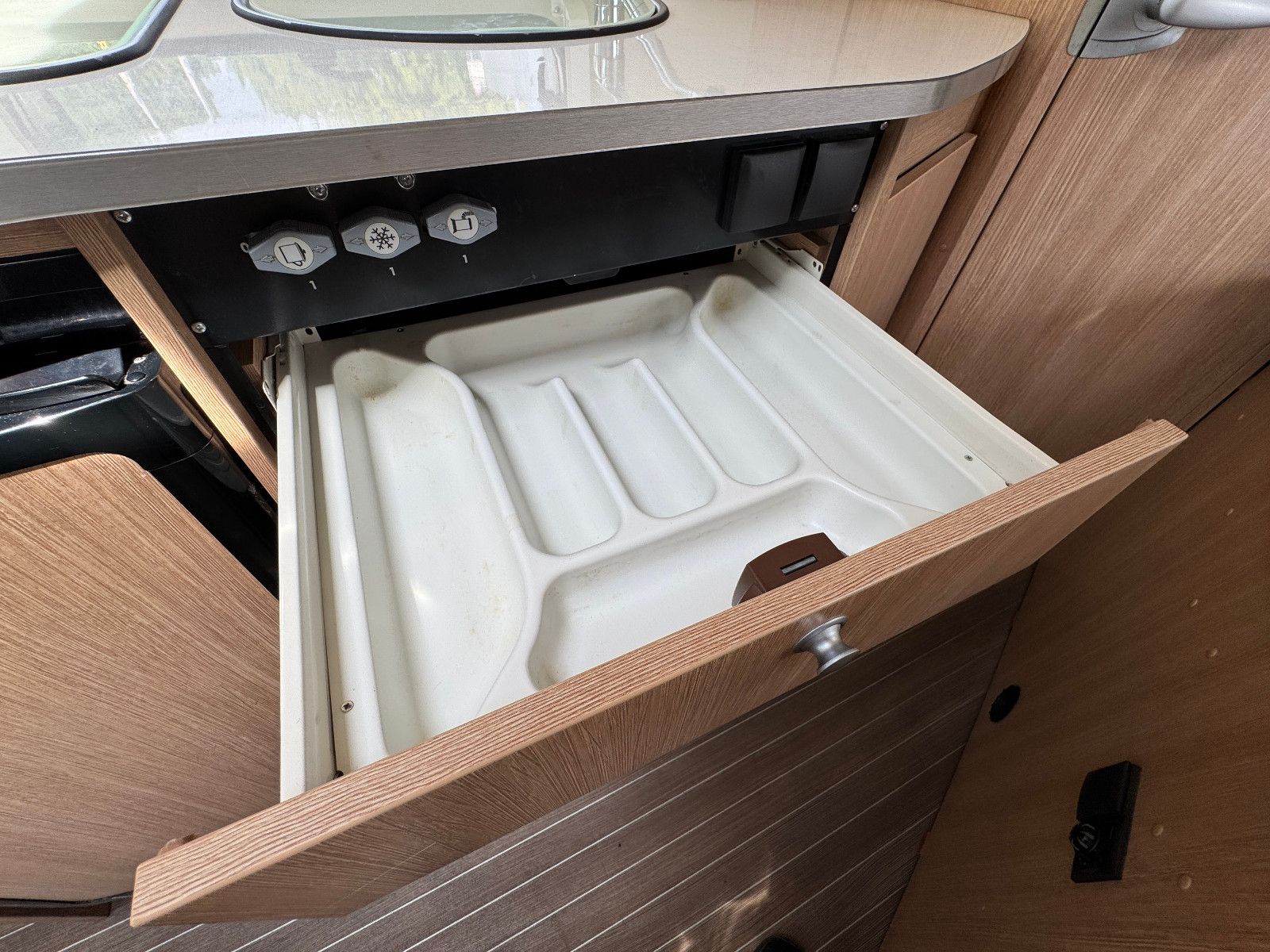 Fahrzeugabbildung Glücksmobil T 58 FIAT DUCATO 1.HAND VOLL SCHECKHEFT SAT TV