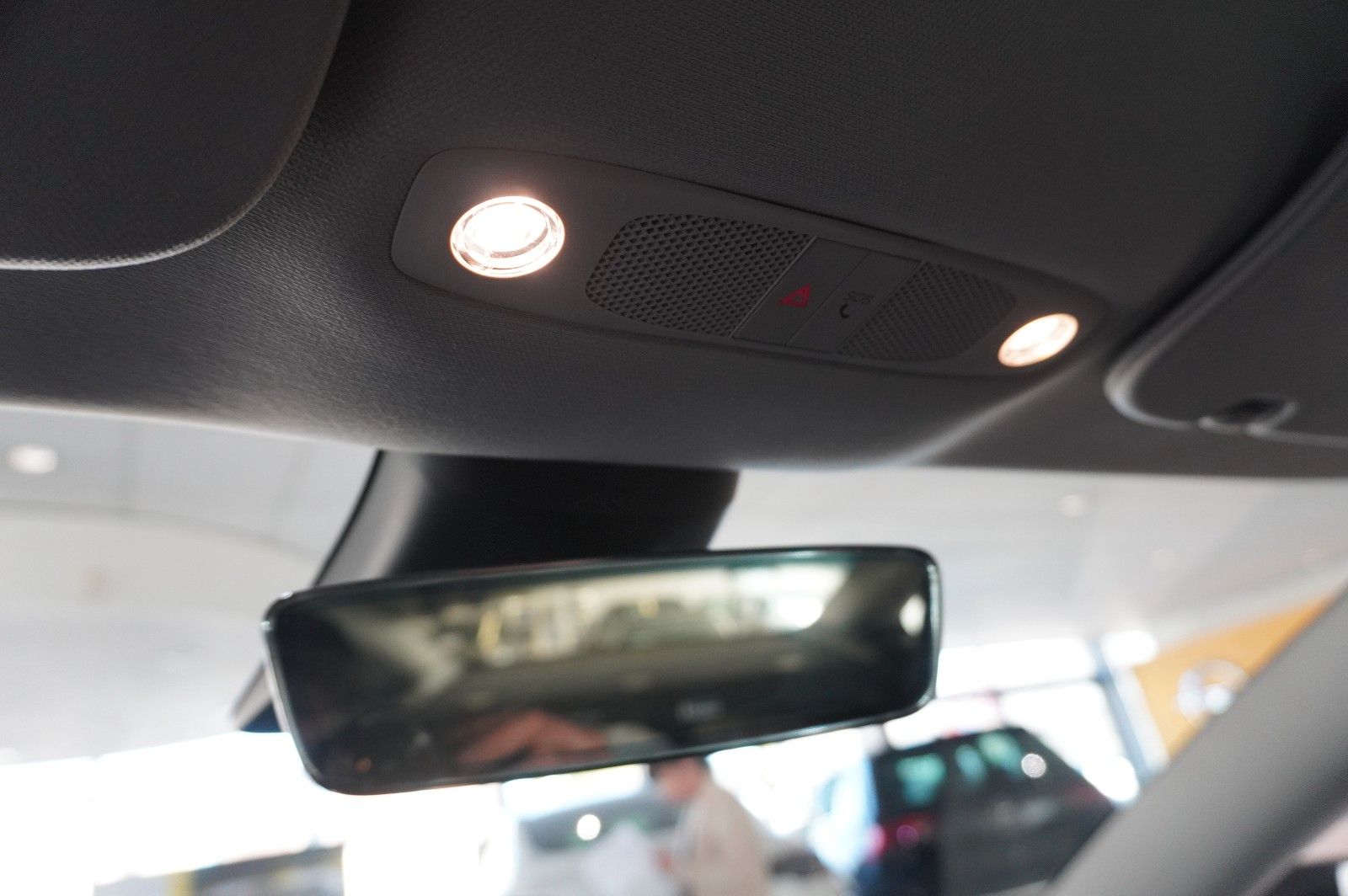 Fahrzeugabbildung Tesla Model 3 LONGRANGE DUAL-MOTOR NAVI/KAMERA/PANO/SH