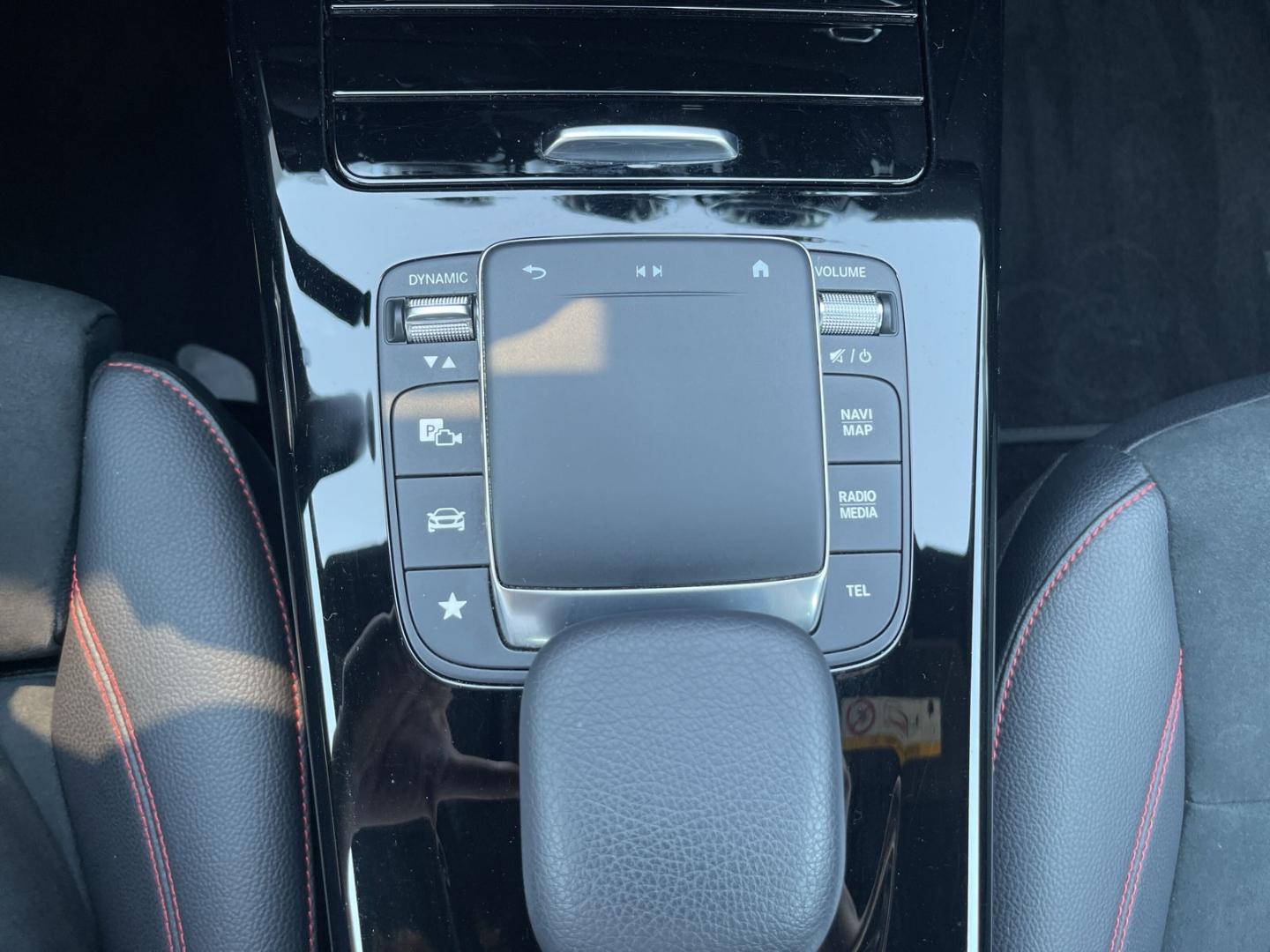 Mercedes-Benz CLA AMG LINE LED Distronic SH, миниатюра 24