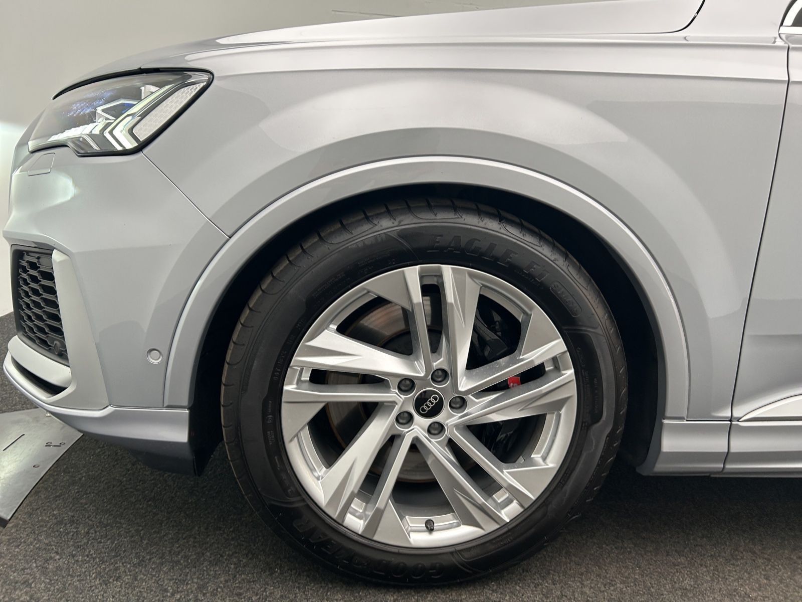 Audi SQ7 - Bild 18