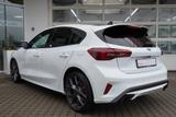 Ford Focus 2.3 EcoBoost ST X LED ACC Head-Up Kamera - mit Benzin-Antrieb: Beheizbare Frontscheibe
