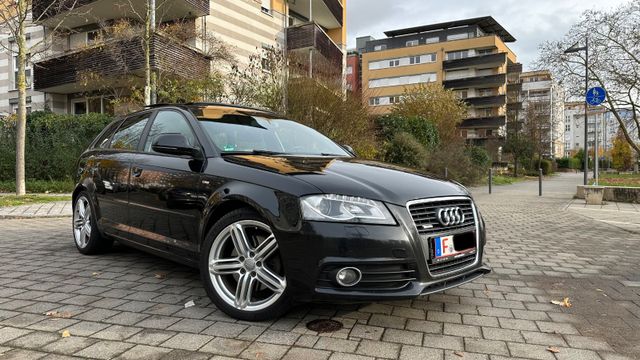 Audi A3 Sportback 2.0 TDI S line Plus Quattro / Pano