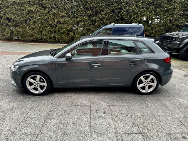 Audi A3 Sportback 1.5 TFSI sport *Navi*LED*PDC*2.Hand