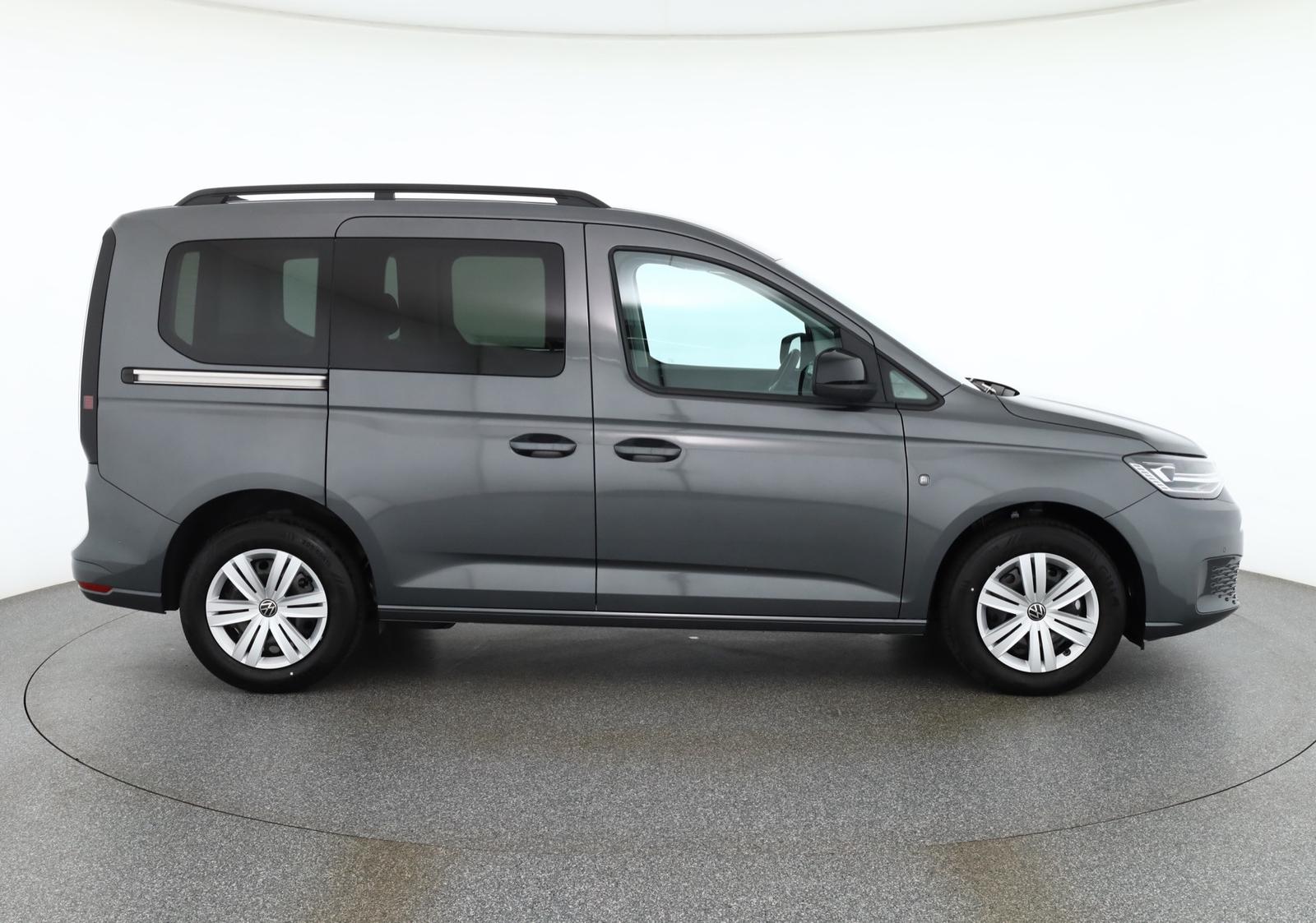 Volkswagen Caddy 1.5 TSI DSG LED ACC Kamera AHK