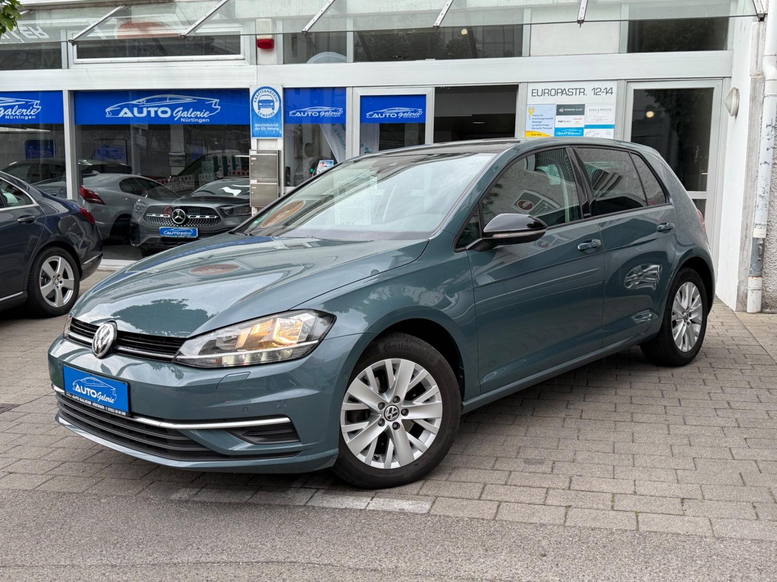 Volkswagen Golf VII Lim. IQ.DRIVE|Pano|ACC|Klimaaut|Sitzhz|