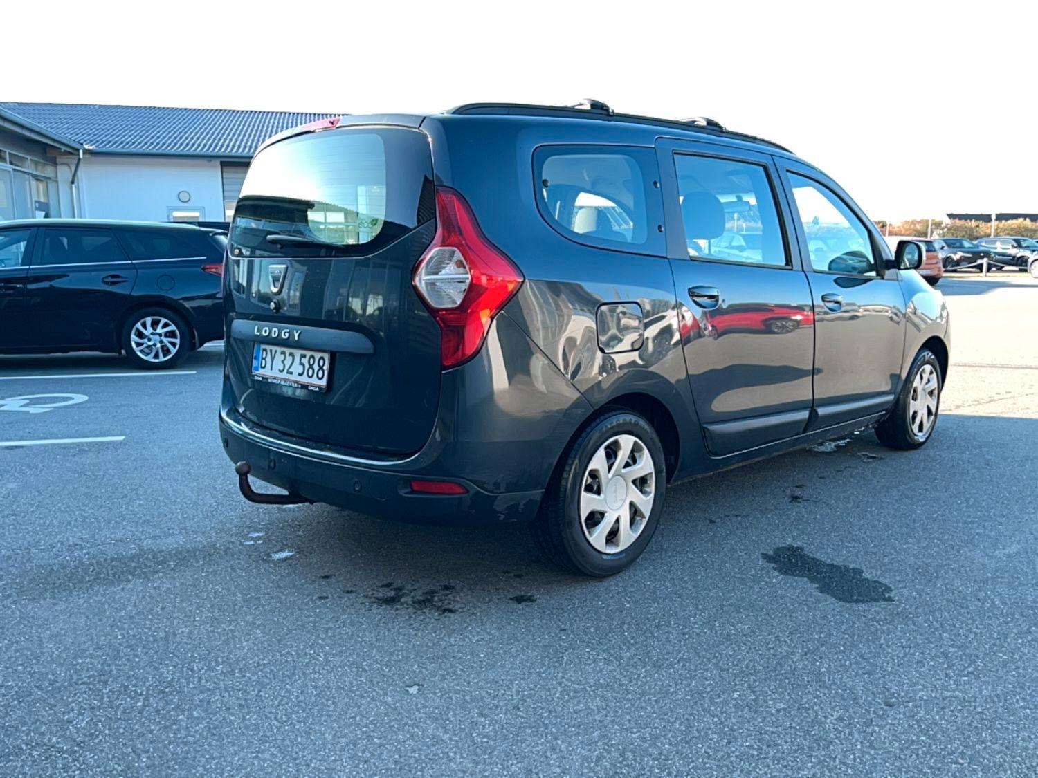 Dacia Lodgy 2015 — photo 8