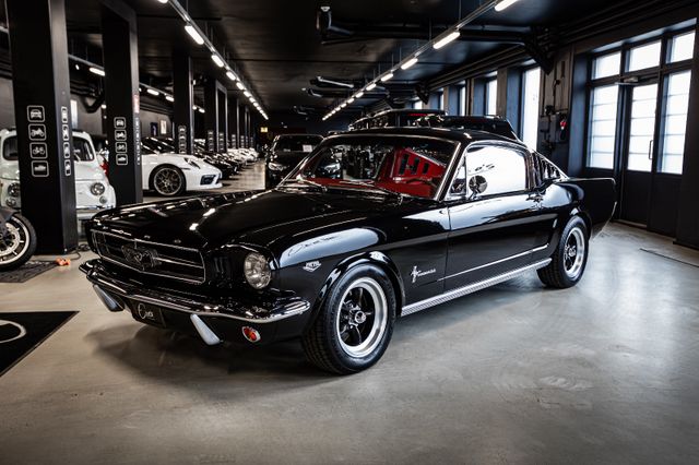 Ford Mustang Fastback, Frame off restoration, Pony