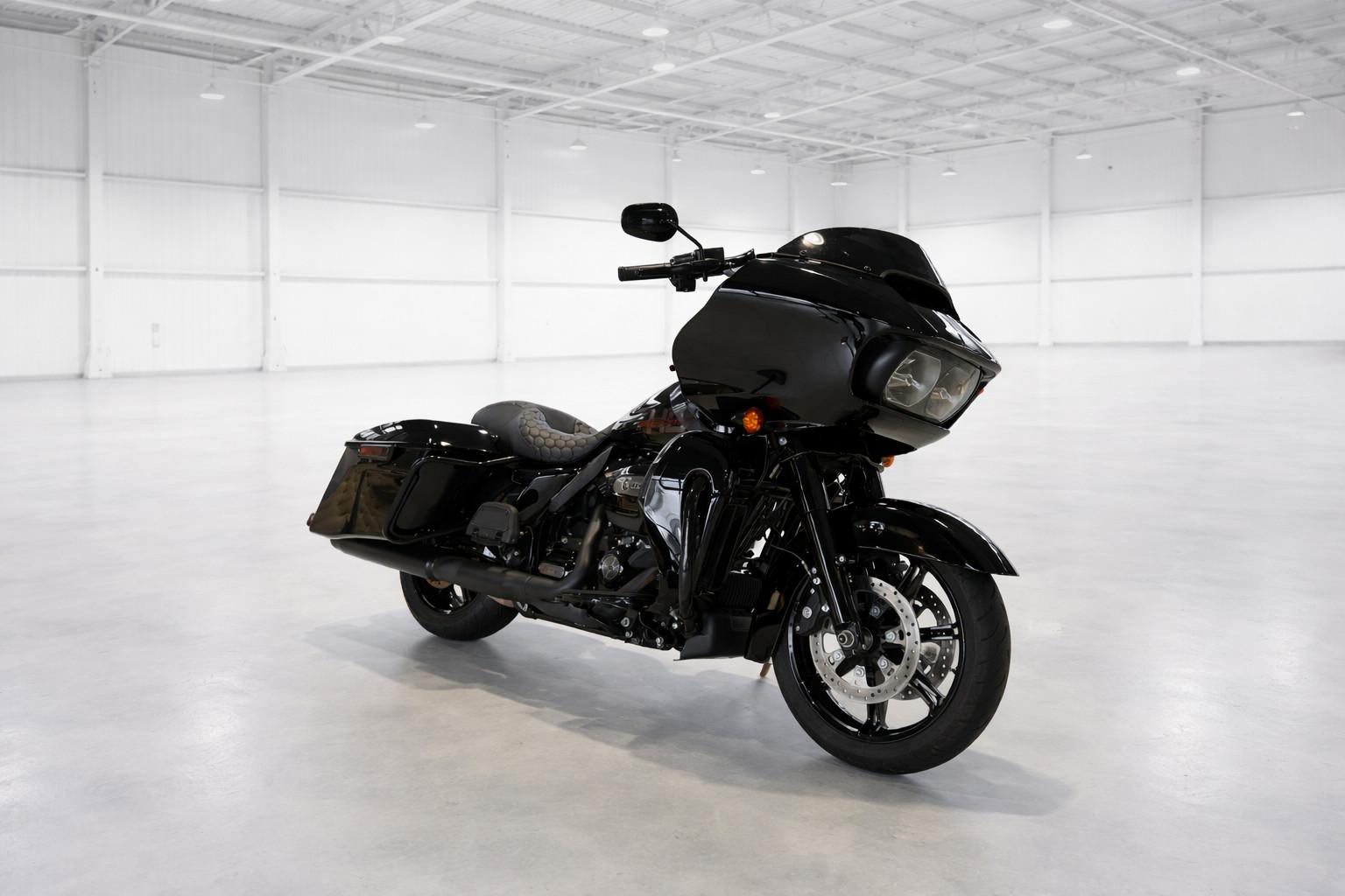 Harley-Davidson ROAD GLIDE LIMITED 114 APE