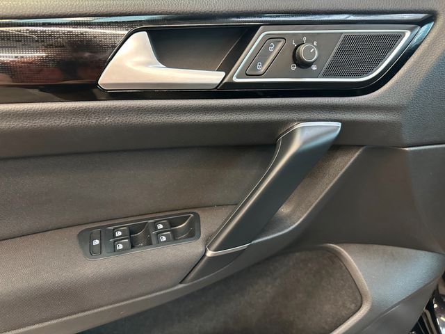 Volkswagen Golf *1-Hand*ACC*2-ZONEN*NAV*SitzHZ*