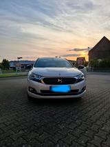 Citroën Citroen DS4 zweifarbig weiß/schwarz von 2018 - Citroën DS4 von privat