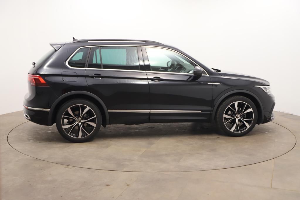 Volkswagen Tiguan R-Line 1.5 TSI 110kW 7-Gang DSG 4 Türen