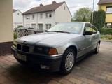 BMW 316i Coupe Automatik top gepflegtes Rentnerfahrz - BMW 316 aus 1994: 316i