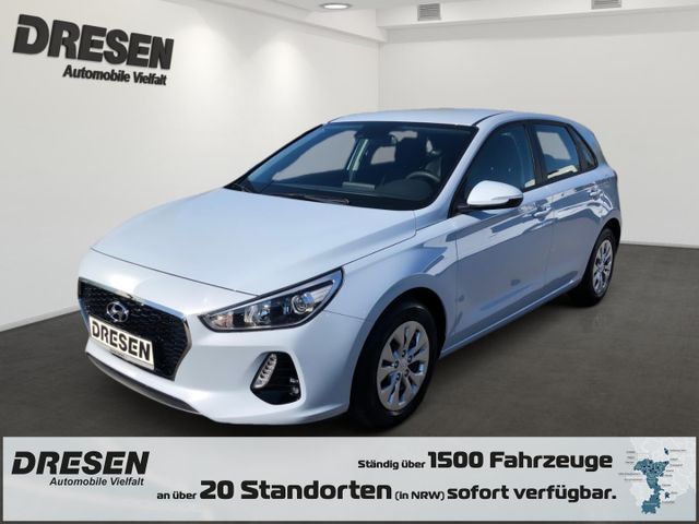 Hyundai i30 Select 1.4 Fahrerprofil Spurhalteass. Fernli