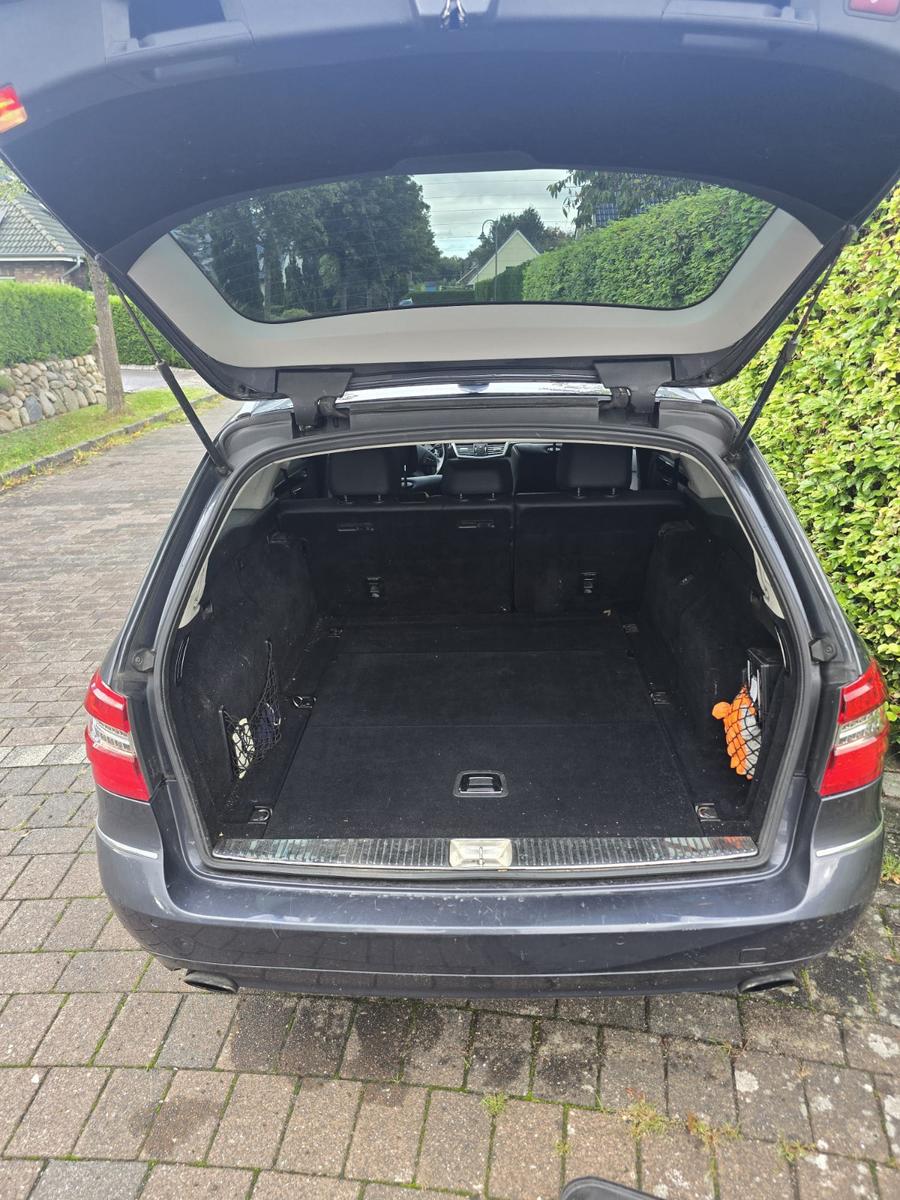 Mercedes-Benz E350 2010 — photo 9
