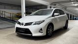 Toyota Auris 1,33-l-Dual-VVT-i - - Toyota Auris: 1.3