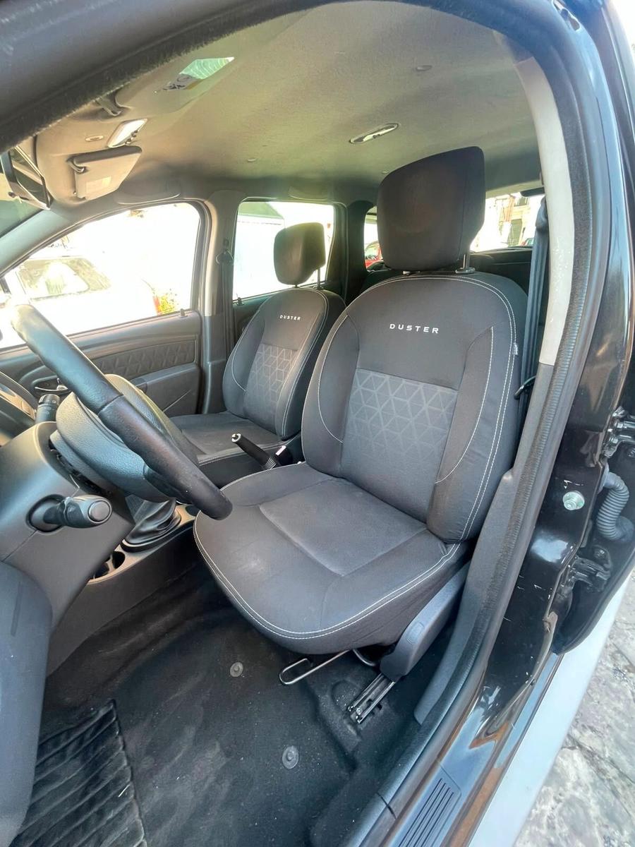 Dacia Duster 2015 — photo 11