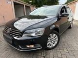 Volkswagen VW Passat 1.4 Liter Benzin - Volkswagen Passat mit Benzin-Antrieb: Kombi, 1.4