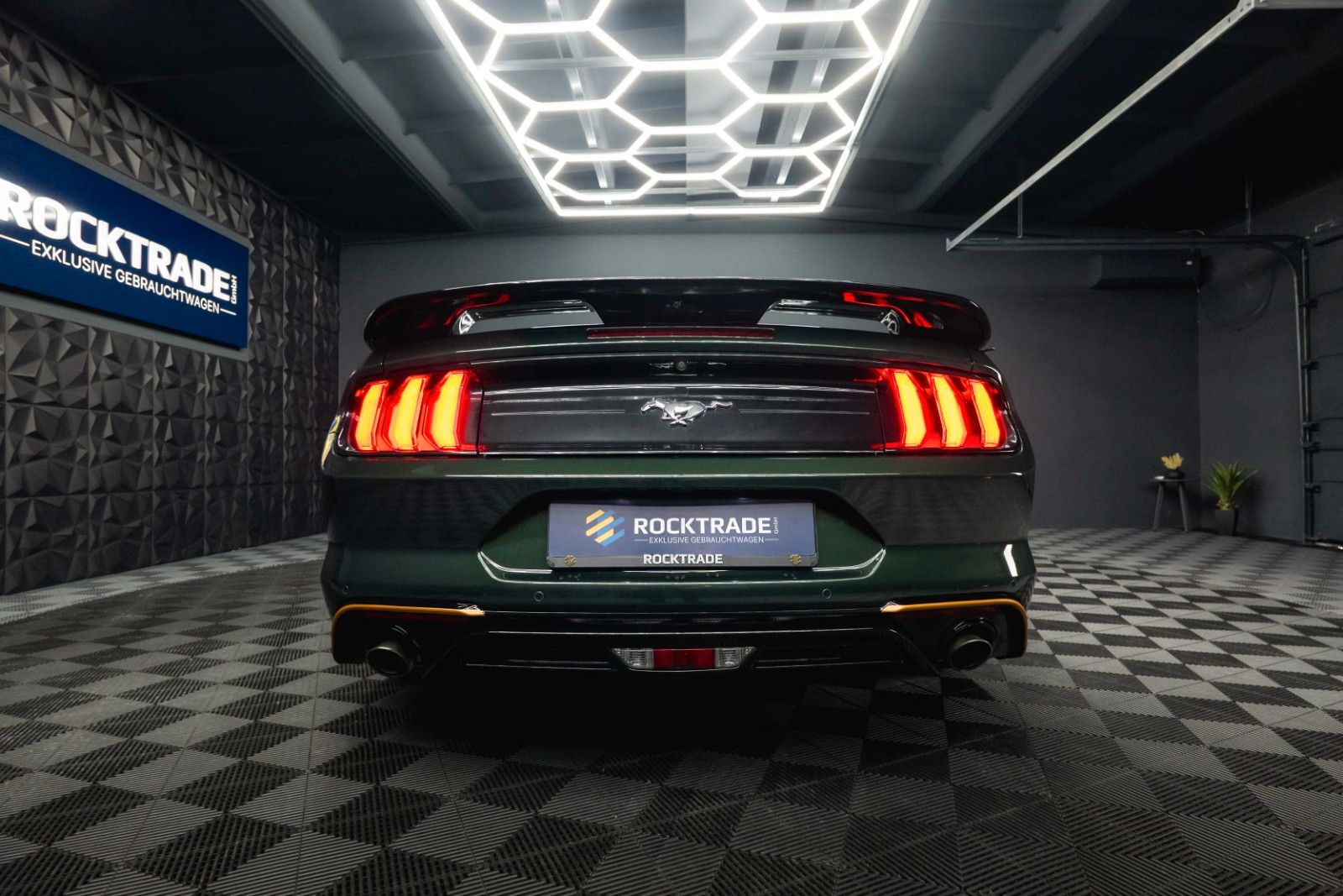Fahrzeugabbildung Ford Mustang Cabrio DARK HORSE RockTrade Edition 19%