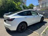 Tesla Model Y Performance | 1.Hand | 2767KM | Garantie - Tesla Model Y in Frankfurt (Main)