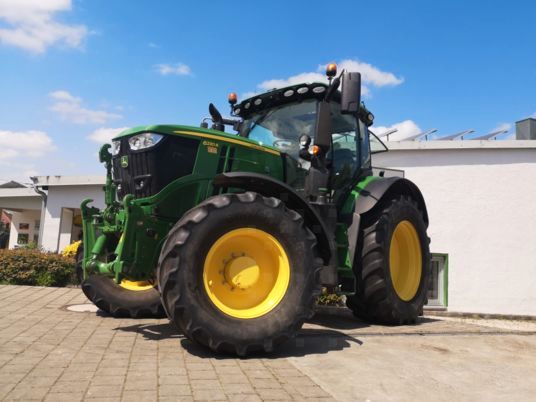 John Deere 6230R