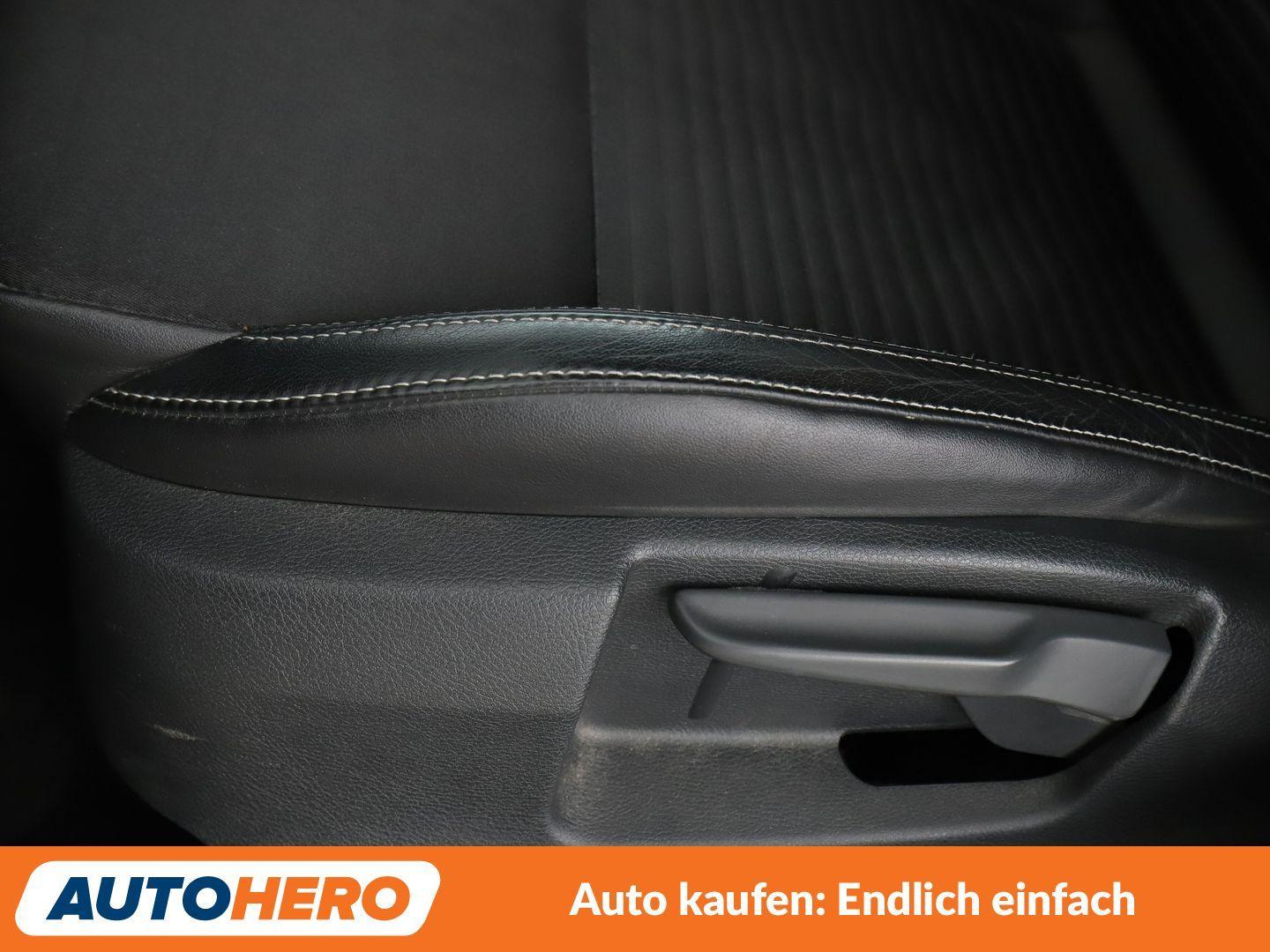 Skoda Octavia 2.0 TDI RS Aut.*NAVI*XENON*TEMPO*CAM*PDC