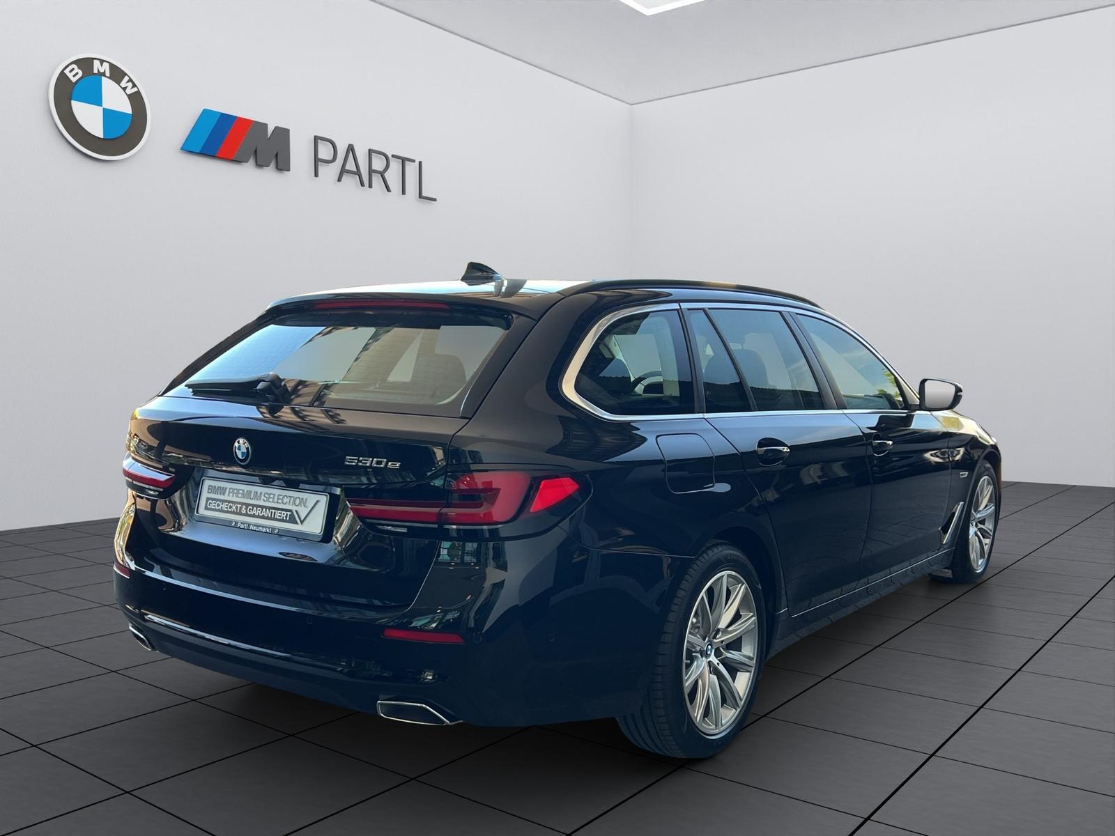 BMW 530e Touring Laser RFK HUD Pano Keyless