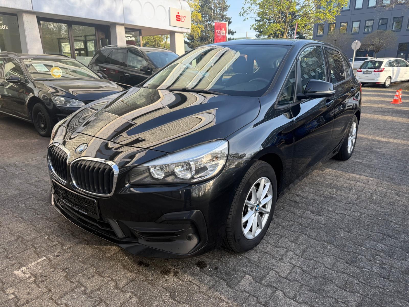 BMW 216 d ActiveTourer *NAVI*1HD*SHZ*PDC*