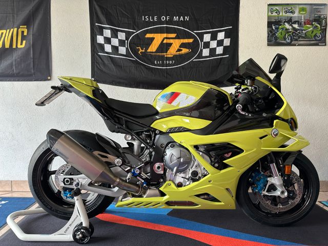 BMW M1000RR