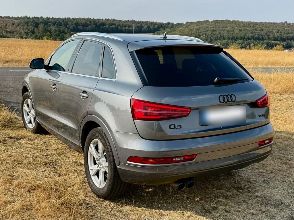 Image of Audi Q3