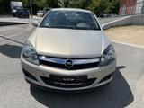 Opel Astra GTC 1.4 KLIMA - Opel Astra Gebrauchtwagen in Dresden