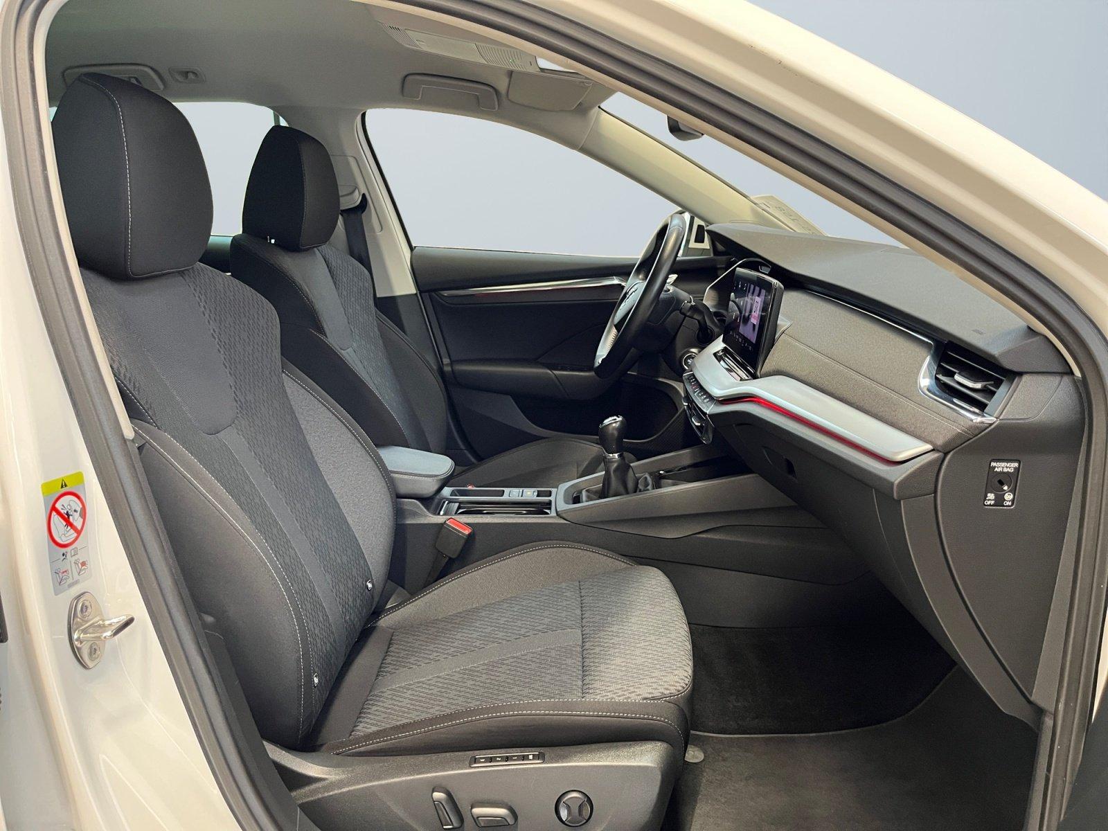 Skoda Octavia Combi First Edition 2.0TDI ACC Navigatio, миниатюра 10