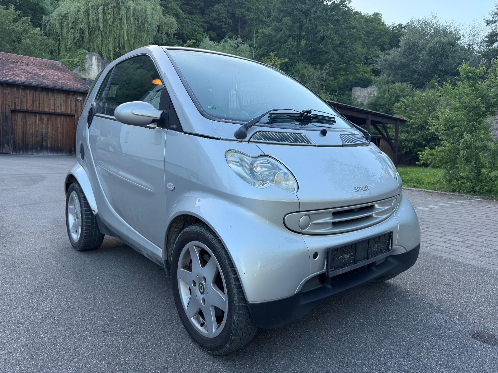 Smart ForTwo passion /Automatik/Leder/Pano. /TÜV 10-27