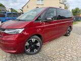 Volkswagen T7 Multivan lang Life,AHK,ACC,Standh. - rote Volkswagen T7