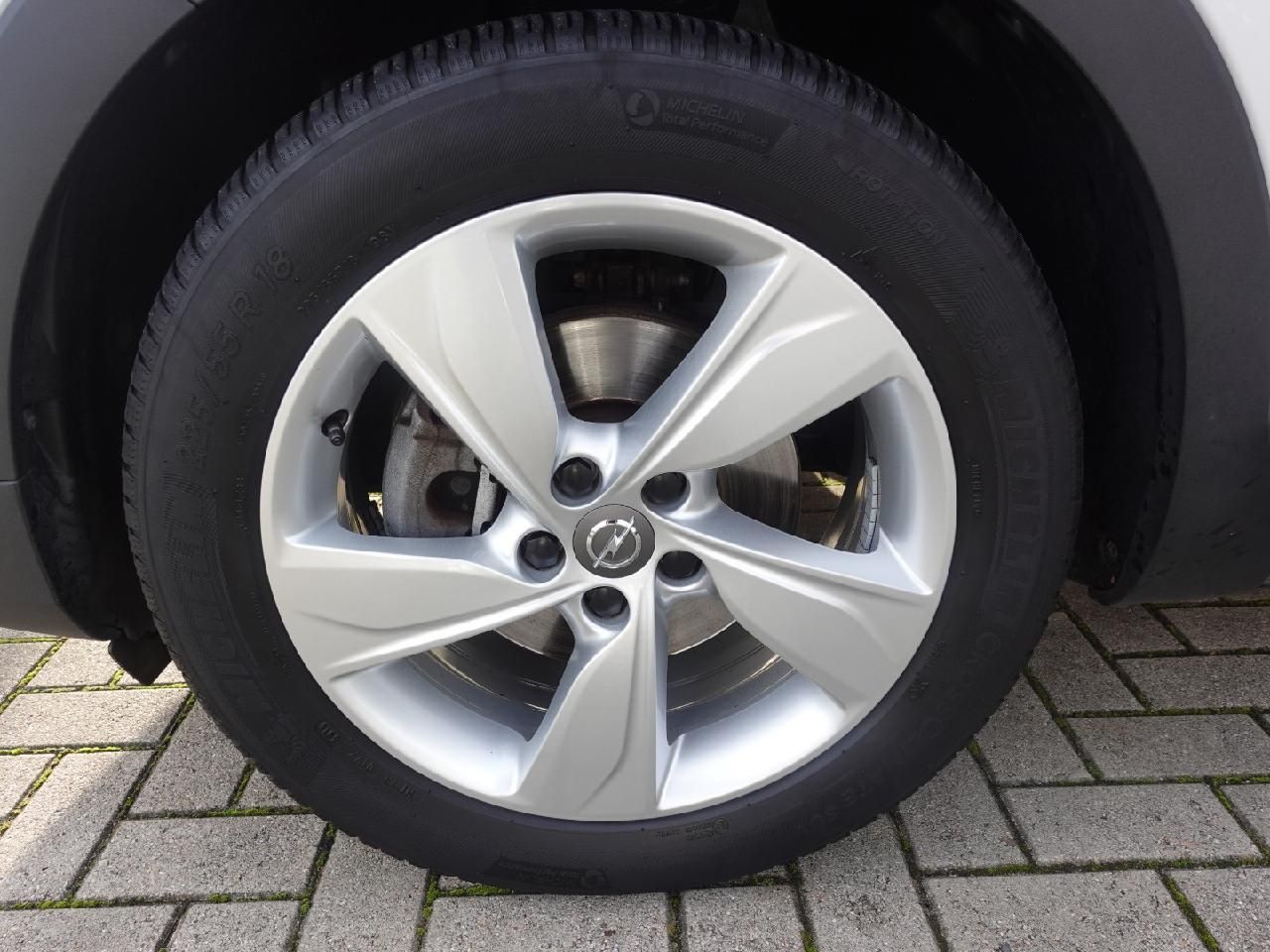 Fahrzeugabbildung Opel Grandland 1,2 Innovation