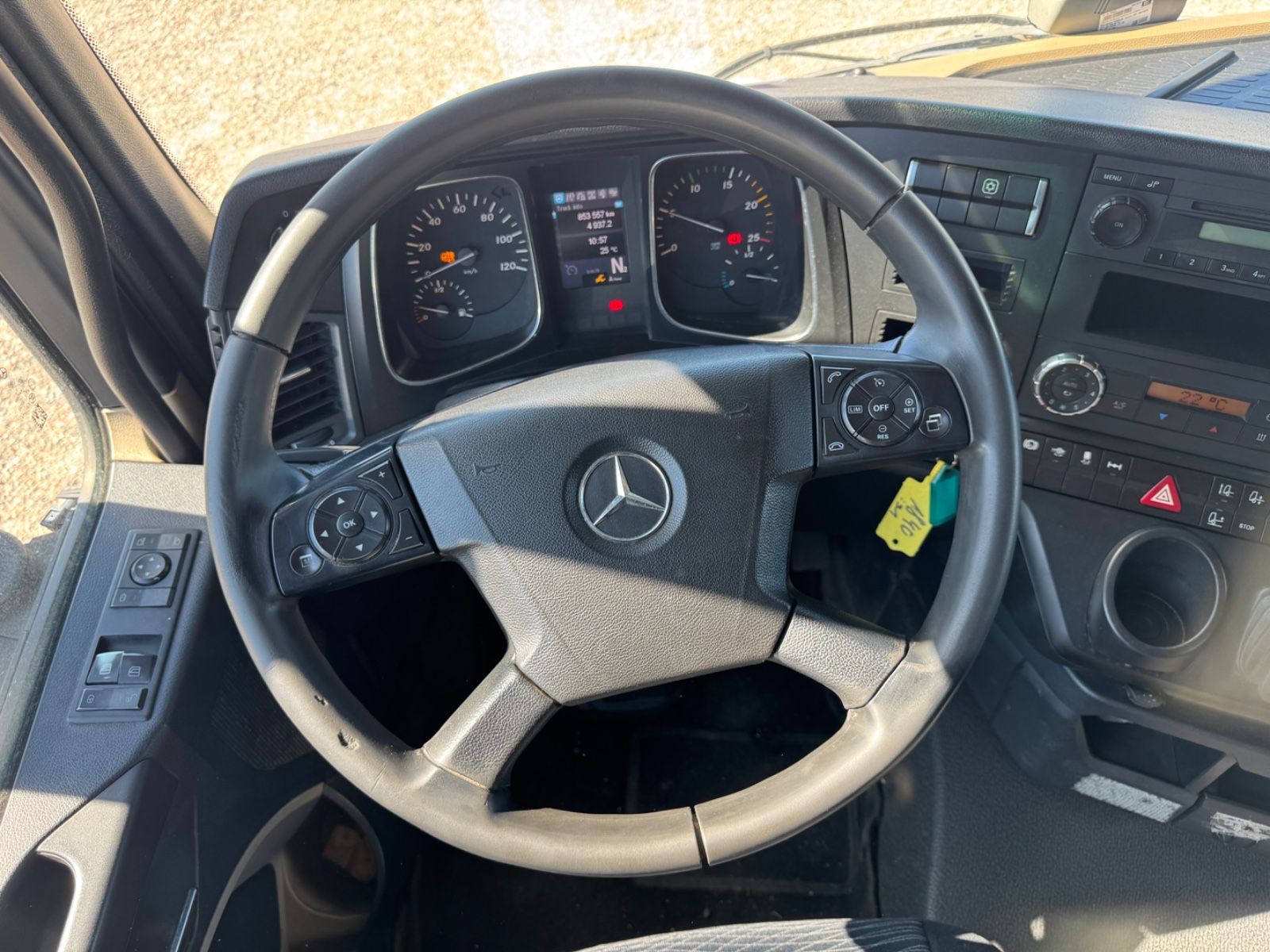 Fahrzeugabbildung Mercedes-Benz Actros 1840