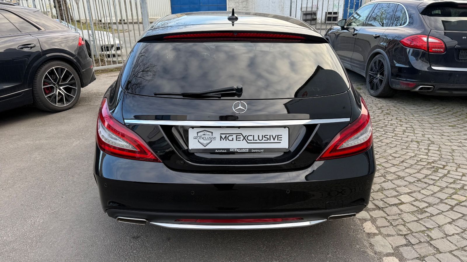 Fahrzeugabbildung Mercedes-Benz CLS 350 Cdi 4-Matic Final-Edition AMG-Line