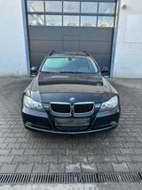 BMW 320i Touring | TÜV & Service neu - BMW 320 aus 2007: Kombi, 320i