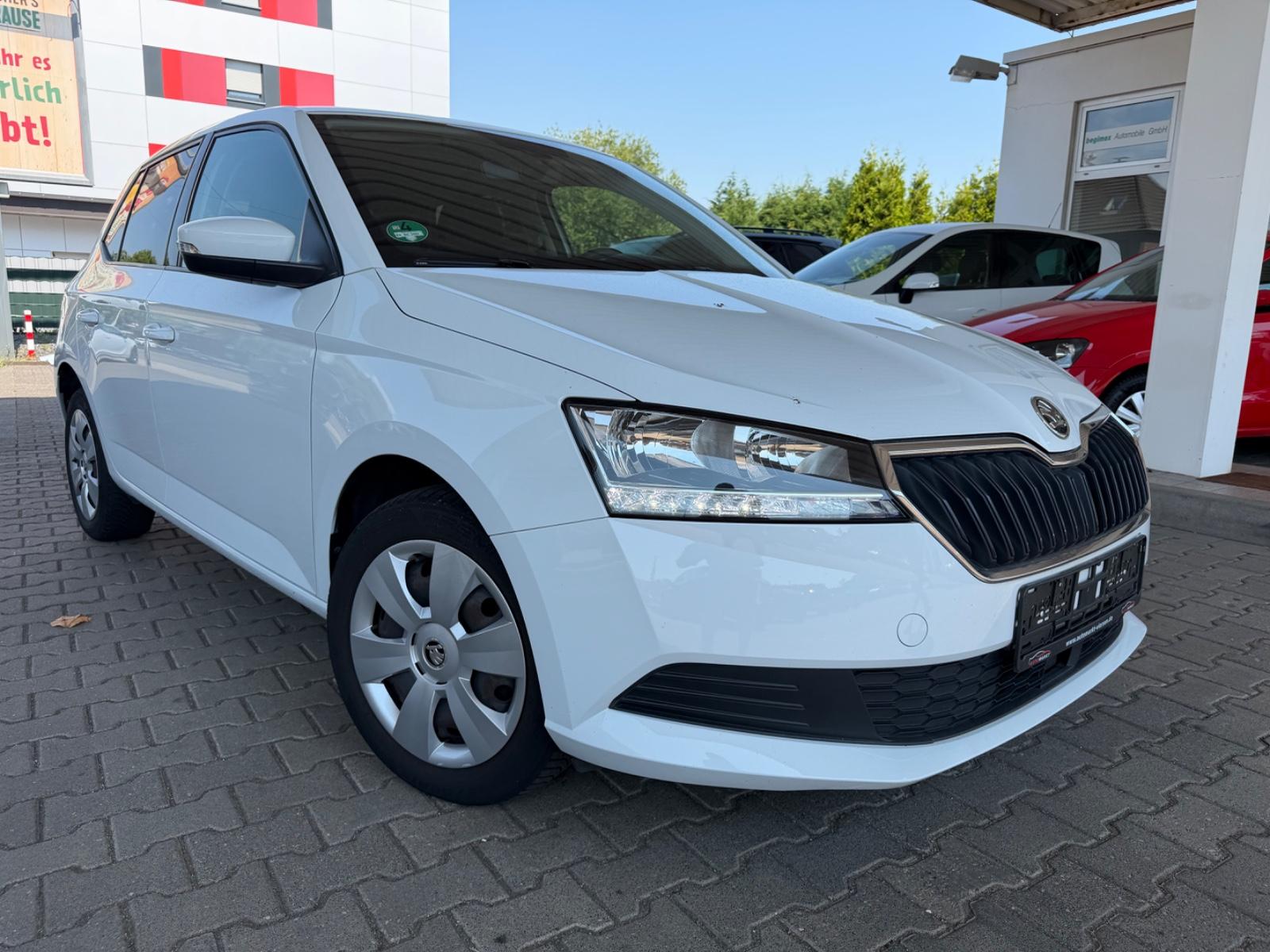 Skoda Fabia Ambition*Apple CArP*Tempomat*Garantie*