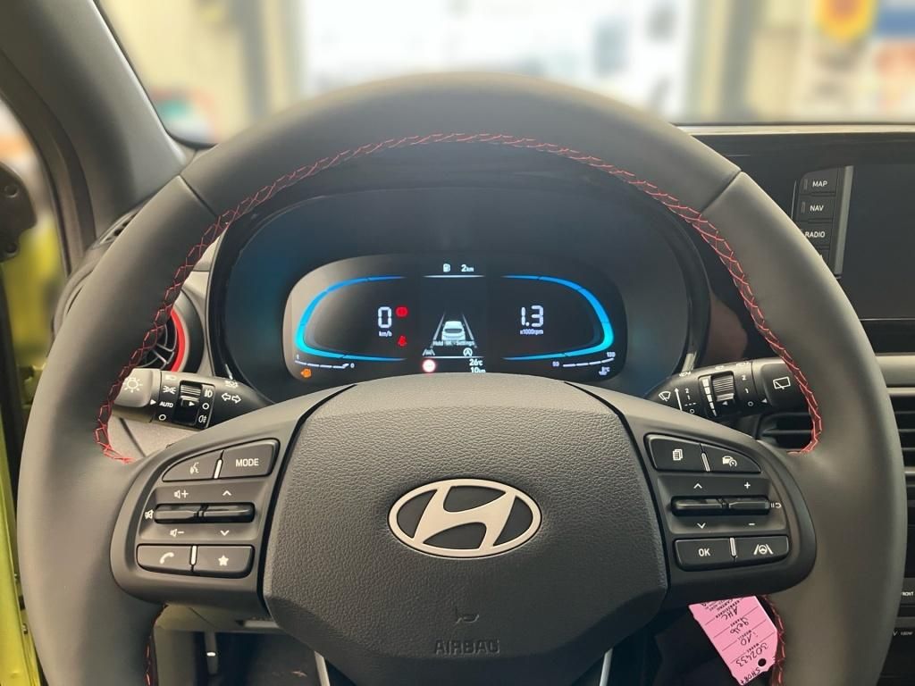 Fahrzeugabbildung Hyundai i10 FL (MY25) 1.0 T-GDI (90 PS) KlimaA Navi PDC