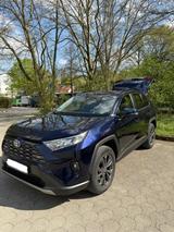 Toyota RAV 4 2.5 Hybrid Team Deutschland Auto Team ... - blaue Toyota RAV 4