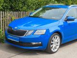 Skoda Octavia 2.0 DSG Combi SOLEIL AHK Standheizung